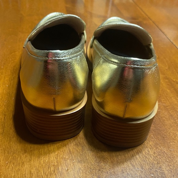 Chinese Laundry Metallic Gold Loafers - New - Never Worn! - Picture 6 of 6